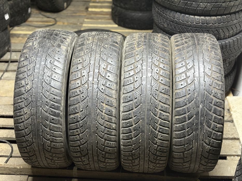235/65/17 комплект зима