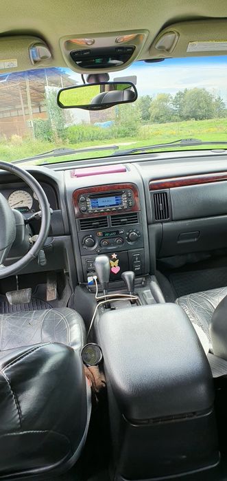 Vând jeep grand cheroche 2.7