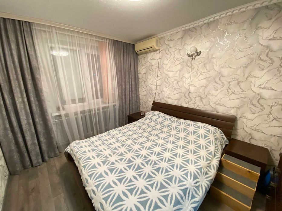 Продается 2 ком квартира район Детская Больница