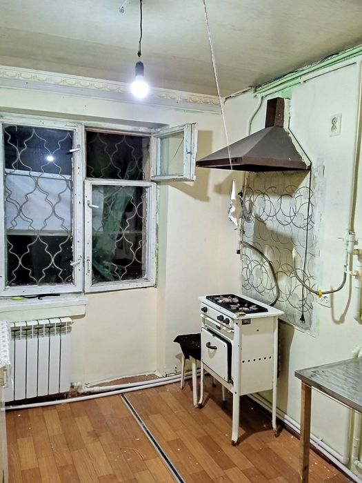 Продаётся Квартира 1 ком 1 этаж на Нихи в Янгиюле