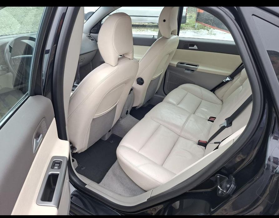 Vând volvo s40 din anul 2008