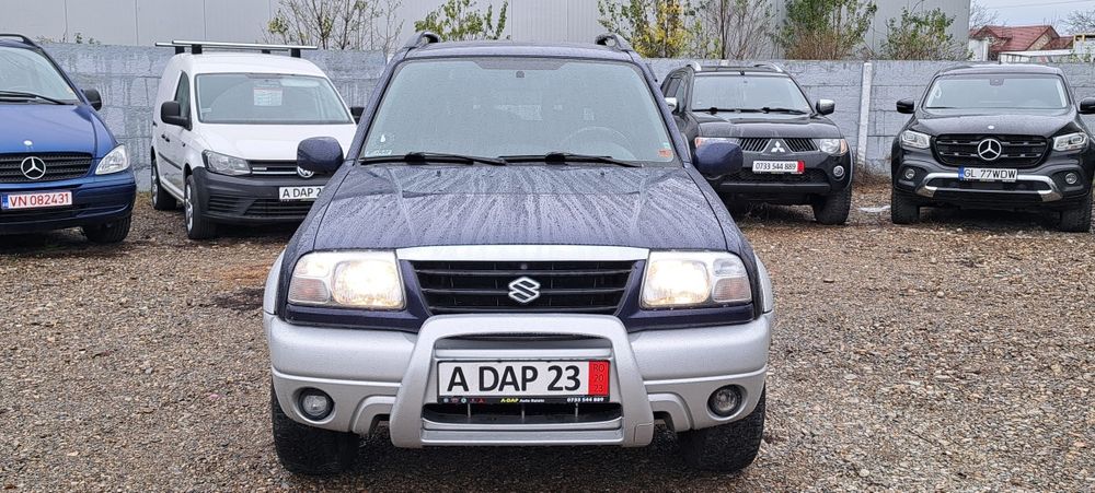 Suzuki Grand Vitara 1.6 Benzină 100 CP 4X4 REDUCTOR LA MANETĂ an 2005