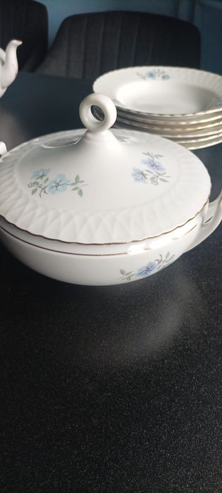 Български порцелан на Изида