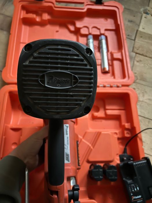 Pistol de Cuie Paslode IM360CI  + 2gaz + 1350 cuie