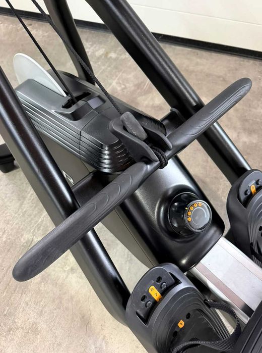 Професионални уреди Technogym Skillmill Connect & Matrix RXP Rower