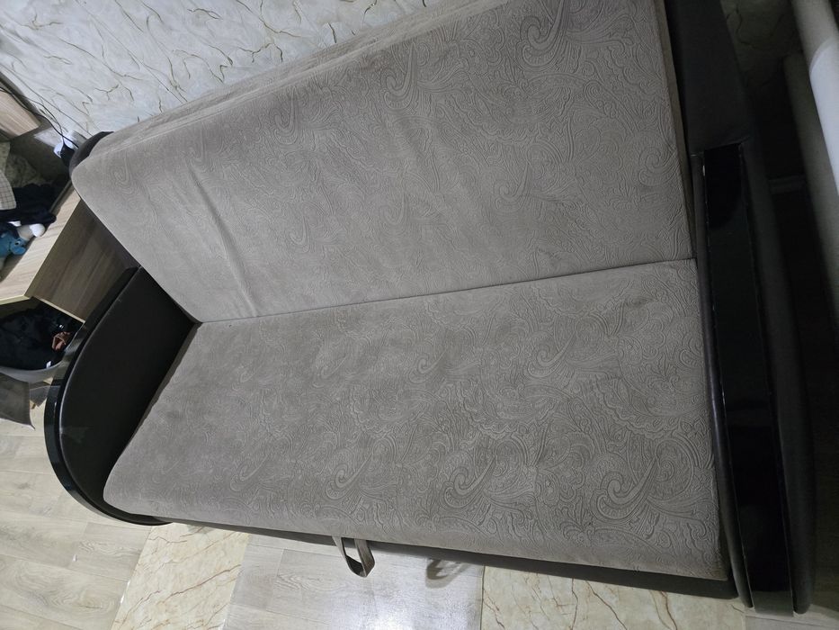 Продам диван раскладной