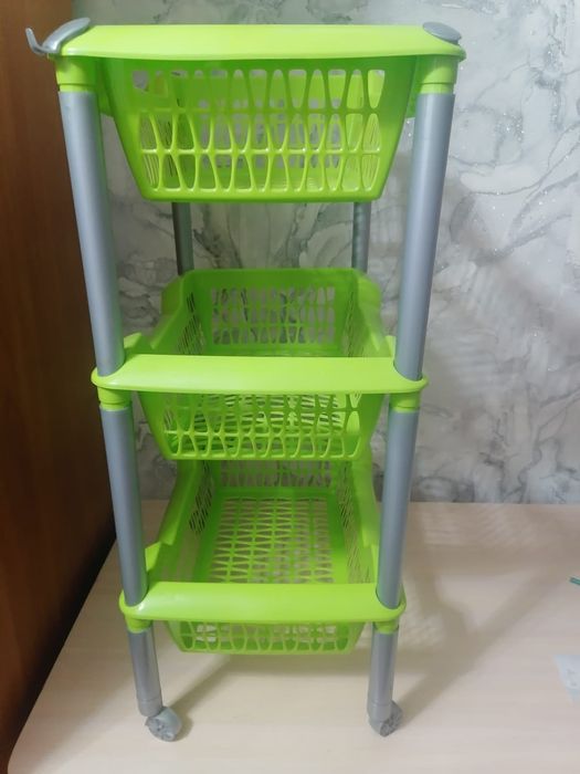 Продам полочки для мелочей