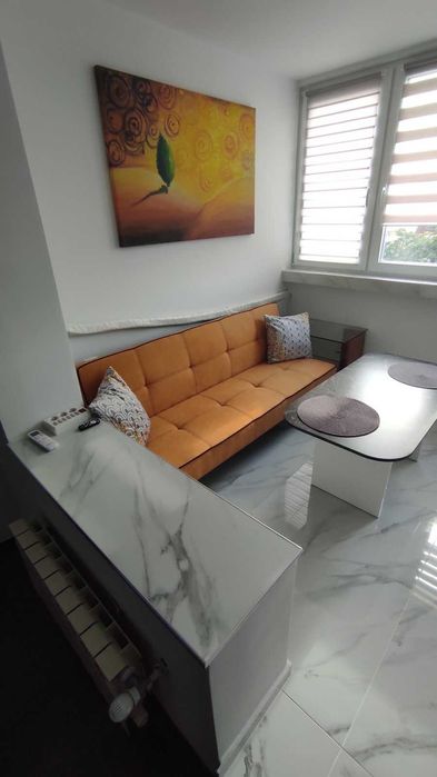 Дава се под наем Тристаен апартамент в София, Център - 70 кв.м за 797.64 € - Снимка #1