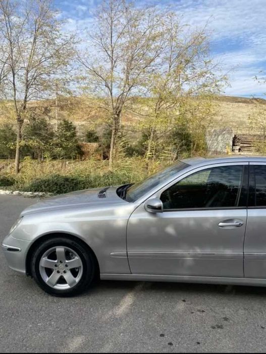 Продам Мерседес  - 211, 2005 года