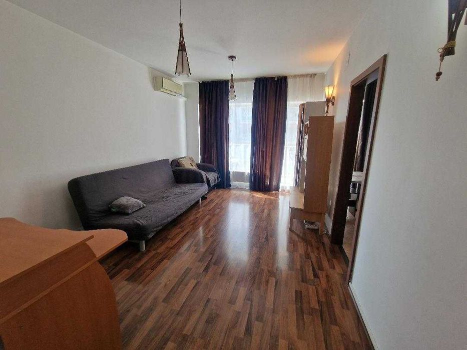 Titan, Garsoniera de inchiriat cu loc de parcare in Rasarit de Soare