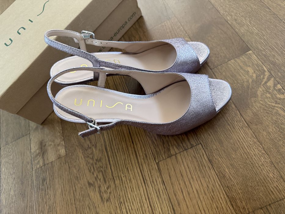 Sandale superbe Unisa