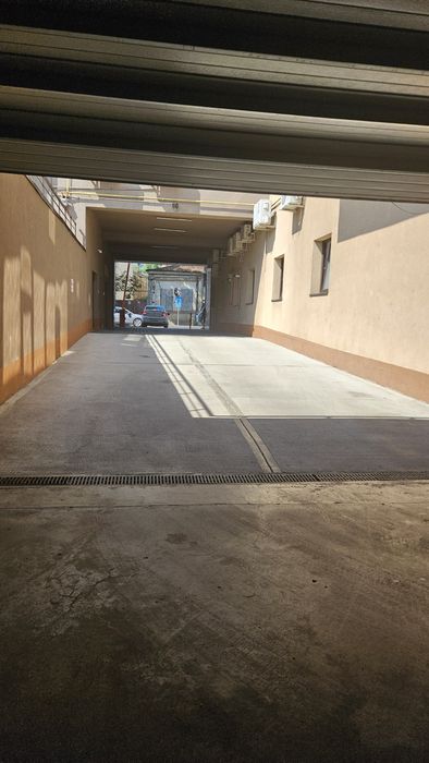 Inchiriez loc de parcare subteran Dacia-Emimescu
