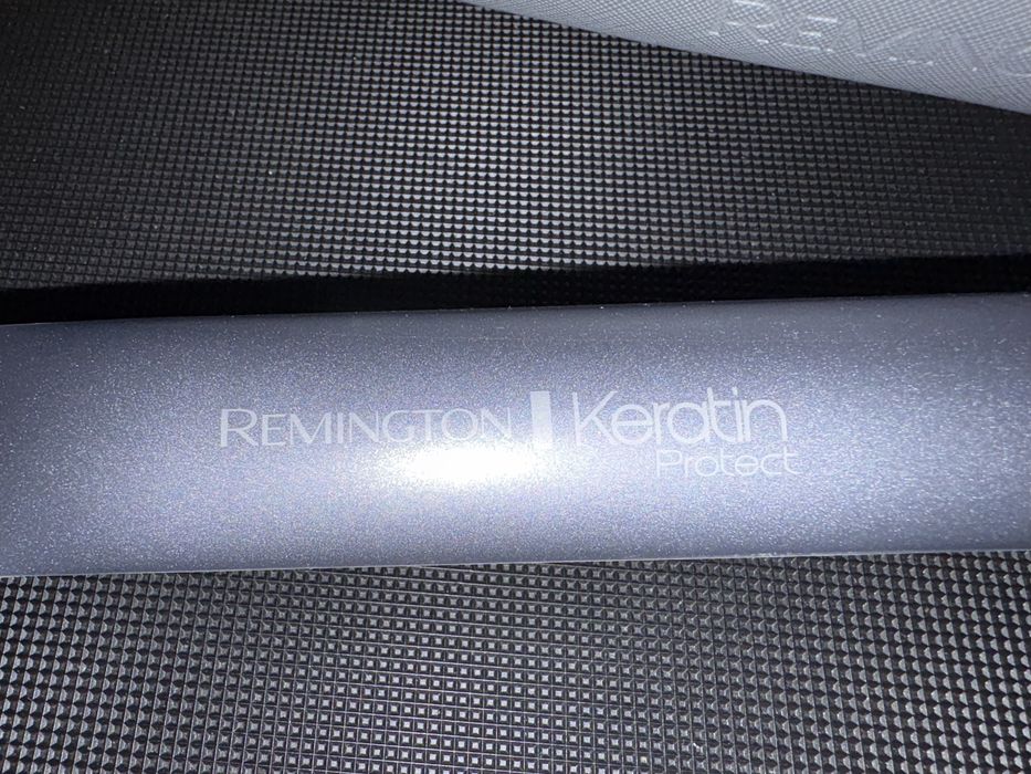 Преса за коса Remington S8598 Keratin Protect Intelligent