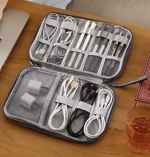 Чанта - органайзер за всякакви аксесоари