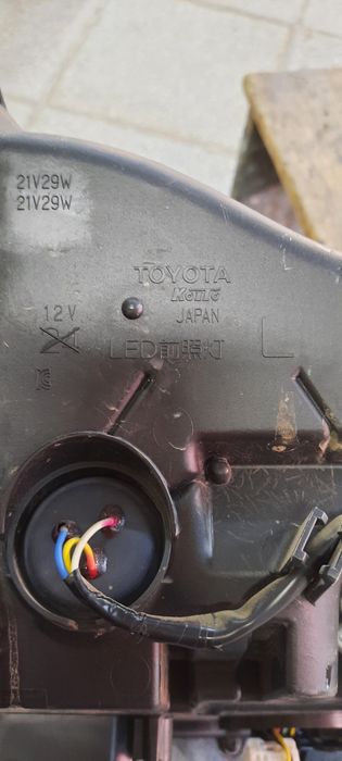 Фары передние Лексус NX 2014год