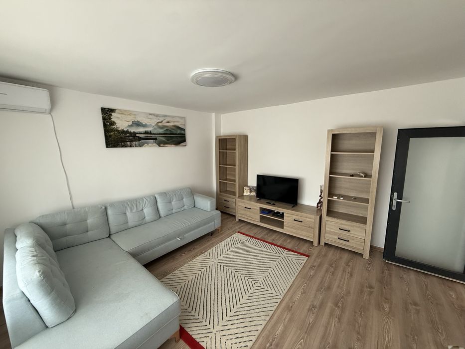 Vand apartament 2 camere central etaj3/7 renovat si utilat