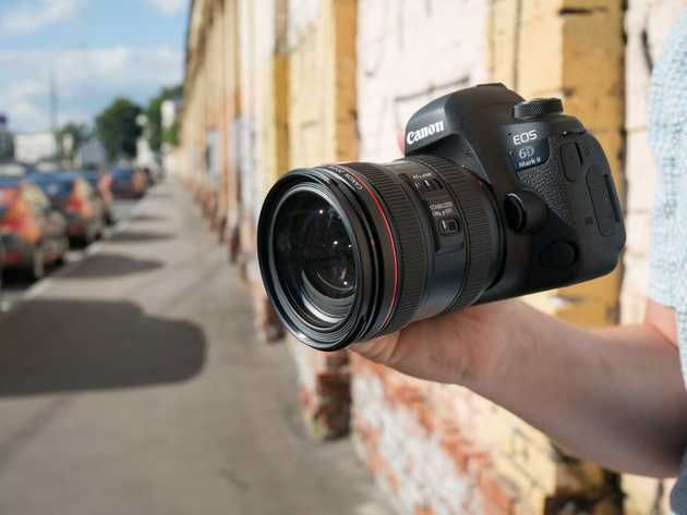 Canon EOS 6D Mark II Body полнокадровая зеркалка