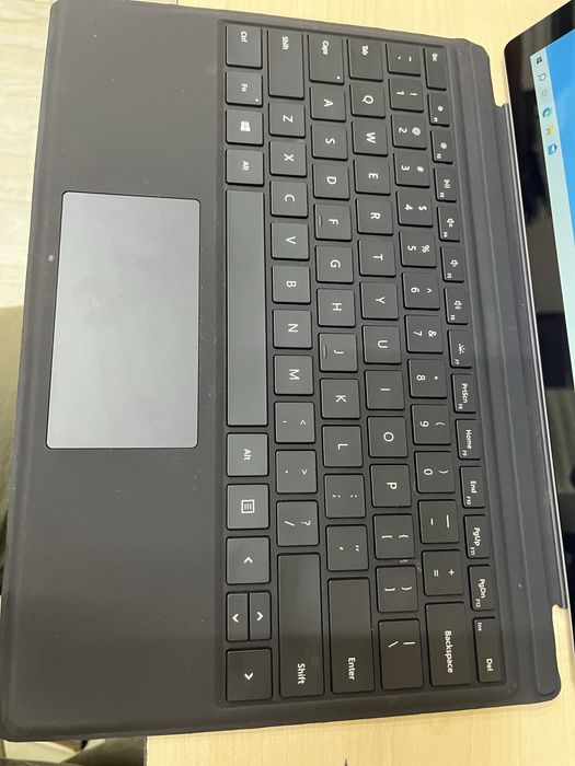 Клавиатуры для Surface Pro 3-4-5-6-7+  Type Covers