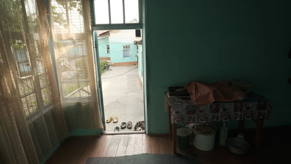 Ховли Уй сотилади! Ойим Ихлос кучаси