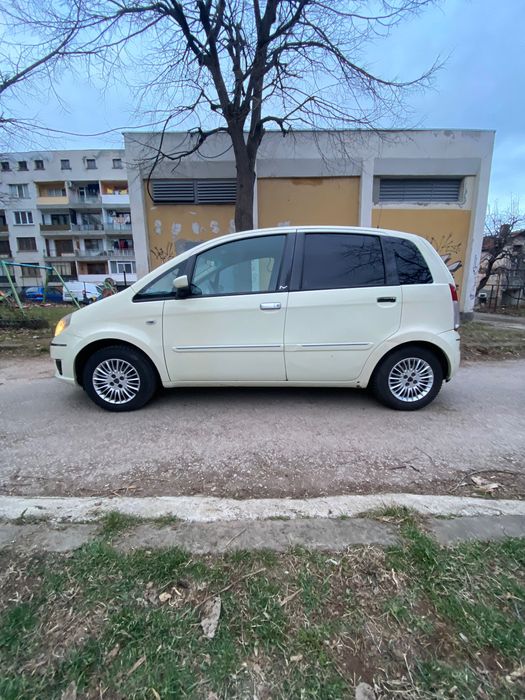 Lancia Musa  В много добро състояние