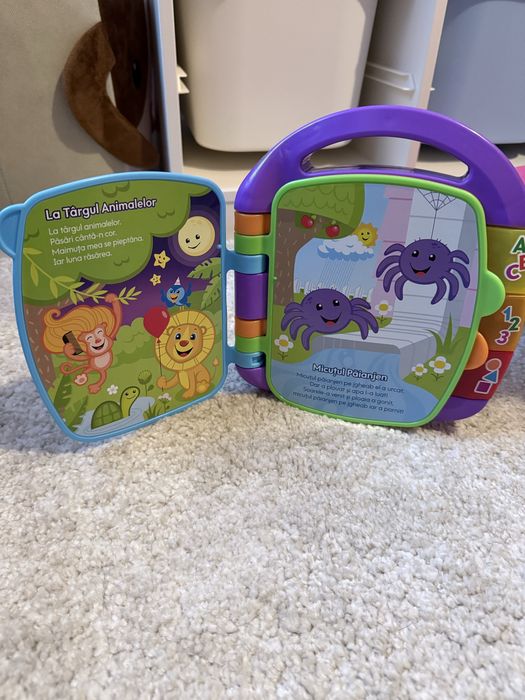 Rime din cartea cu povesti, Jucarie interactiva cu sunete, lumini