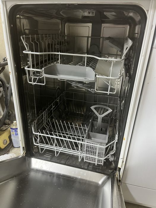 Посуда мойка сатылады Bosh