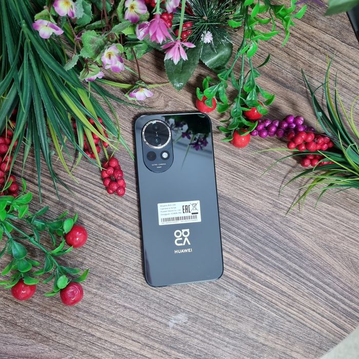 HUAWEI Nova 13 256Gb