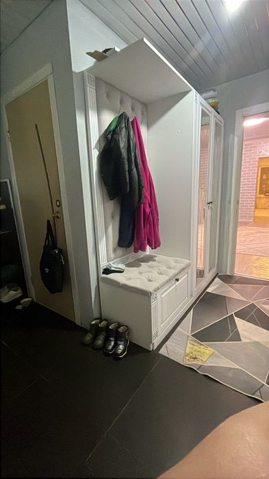 Продаем половину двухэтажного дома