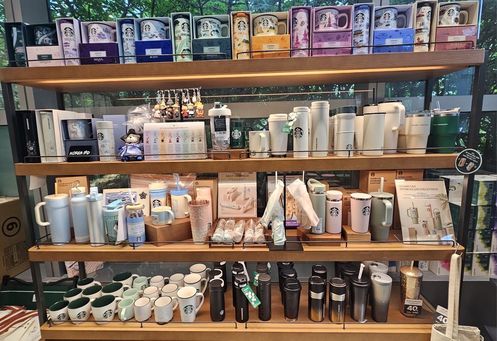 STARBUCKS - Старбакс  из Южной Кореи