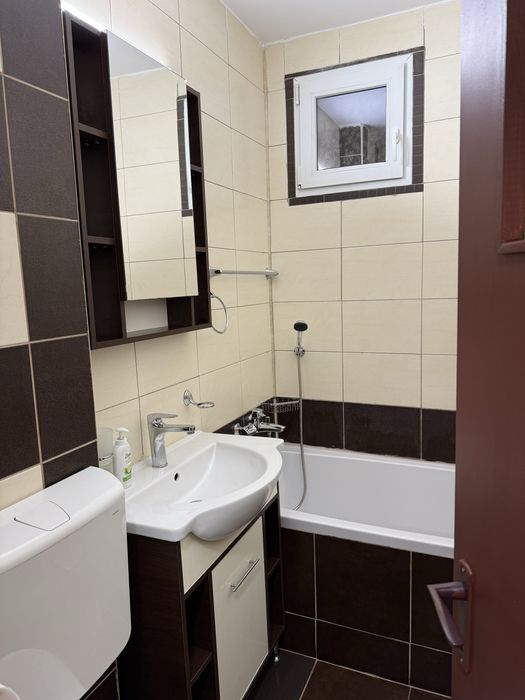 Inchiriez apartament 2 camere