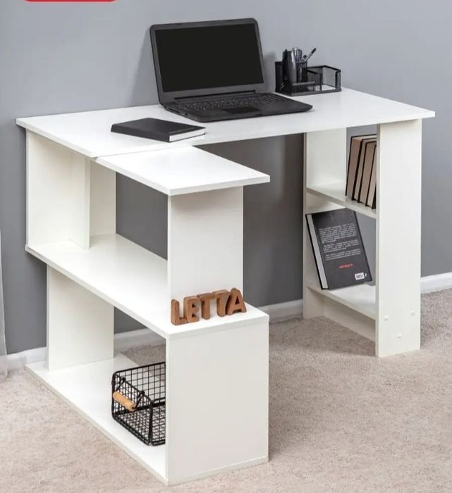 Этот компьютерный стол идеально впишется в любую комнату: поставьте уг