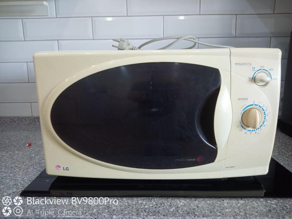 Микроволновка LG
