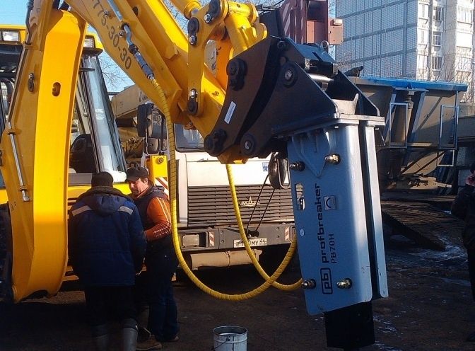 Гидромолоты ProfBreaker для спецтехники.