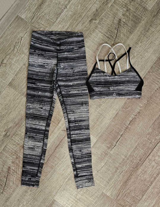 Reebok лосины и топ