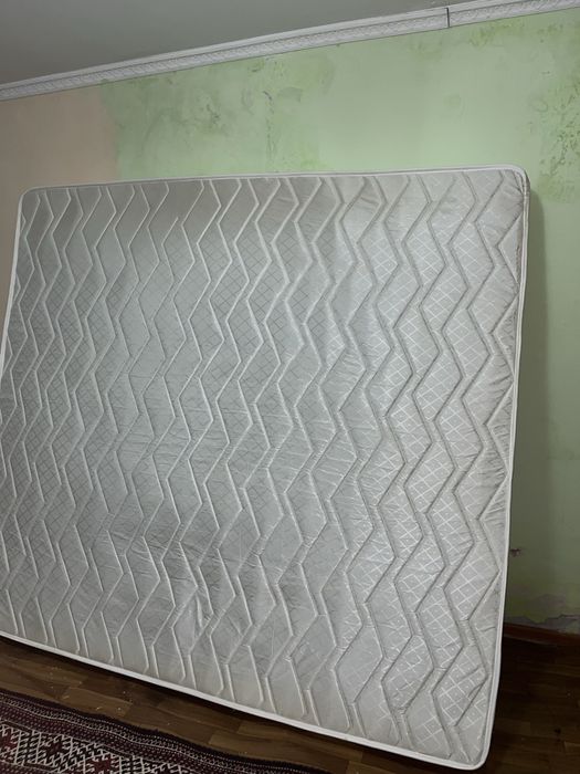 Продаю матрас чистый новый