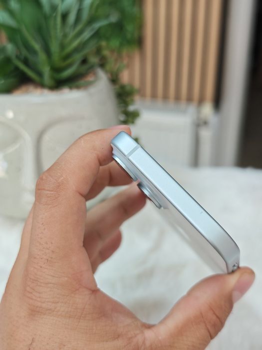 iPhone 15 128 GB 100% Baterie