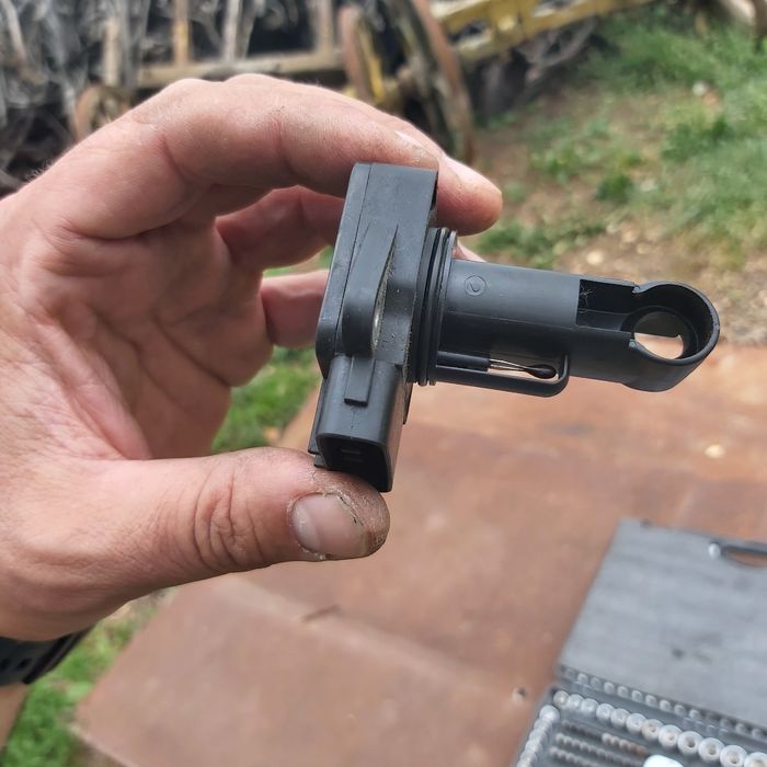 Тойота ярис на части 1000куб.,68 коня