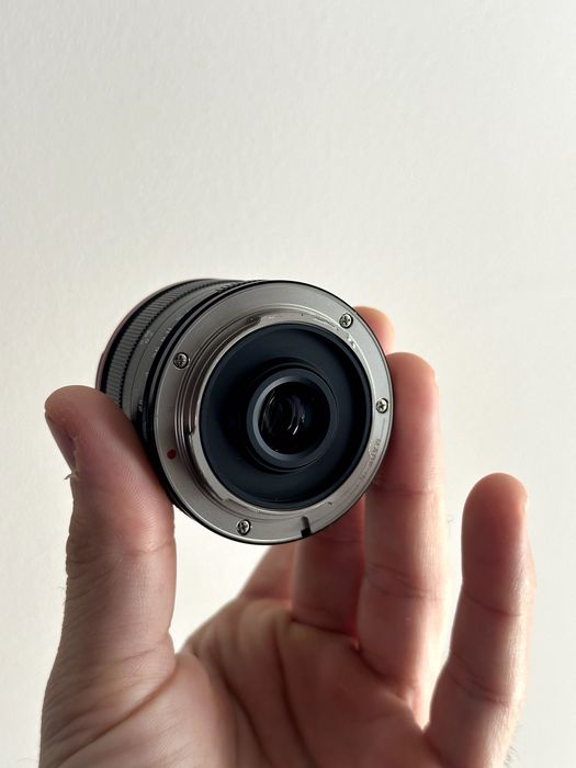 Obiectiv Laowa 7.5mm f/2 MFT + ND filtru cadou