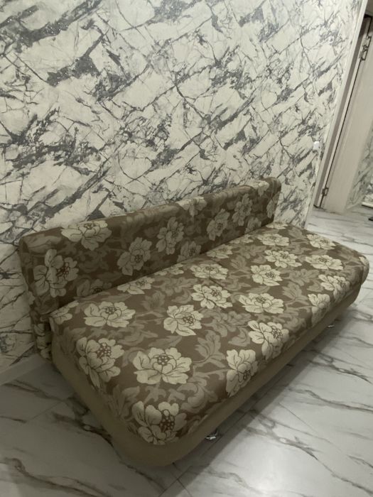 Диван складной с отсеками