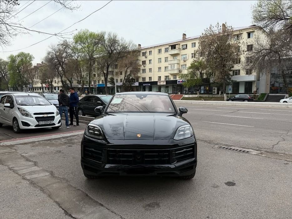 Porsche Cayenne Coupe E-Hybrid