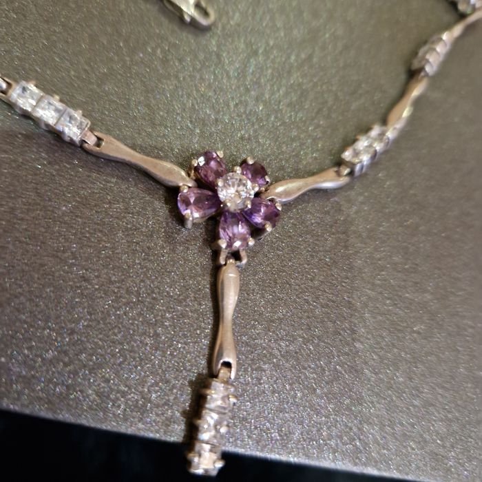 Сребърни изискани  накити