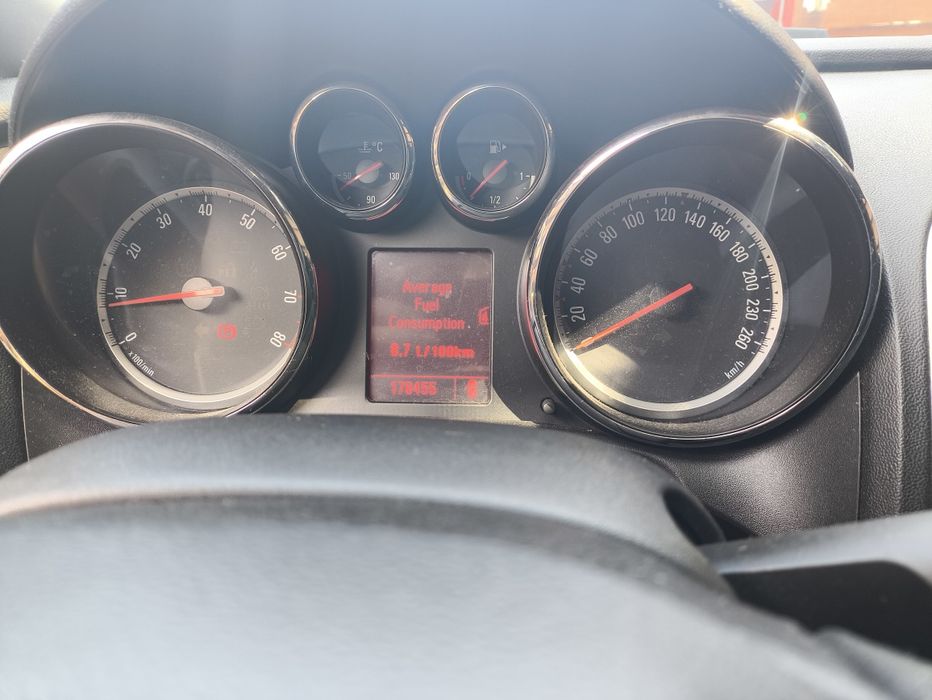 OPEL Astra 2010 — imagine 5