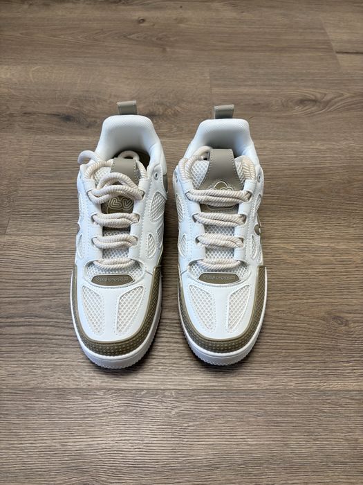 LV Louis Vuitton Skate Crem