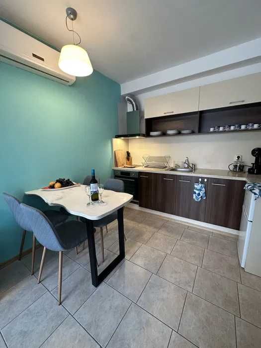 Дава се под наем Двустаен апартамент в с. Лозенец, Област Бургас - 65 кв.м за 331.5 € - Снимка #2