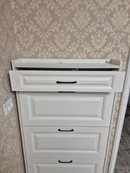 Тумба для обуви.