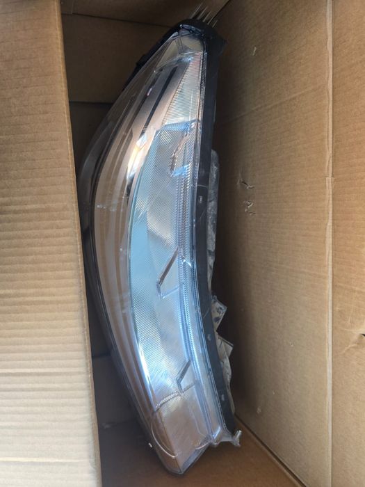 Правая фара Haval m6