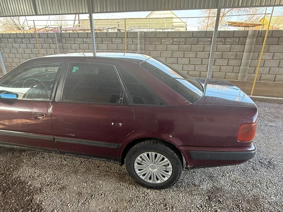 Ауди 100 С4 машина продам
