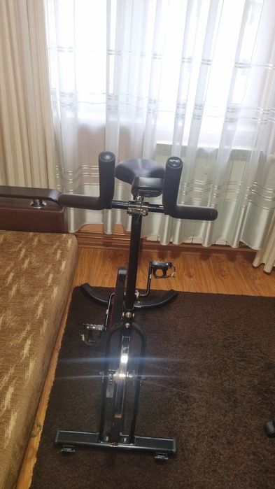 Bicicletă fitness puțin folosită.