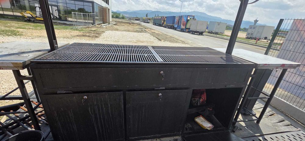 Grătar profesional mobil XXL 2 metri + Remorcă BARTHAU Tandem 2.000 kg – BBQ / Catering / Evenimente