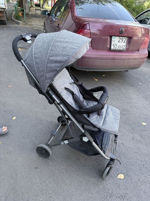 Продам коляску детскую